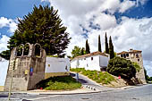 Evora - Palazzo di San Miguel. Residenza dei Conti di Basto. Edificio parzialmente integrato nelle mura romane e medievali. 